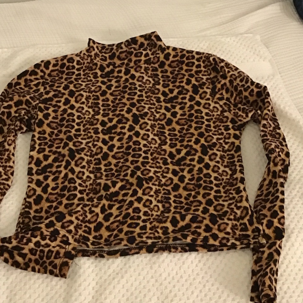Leopard Print Long Sleeve Top